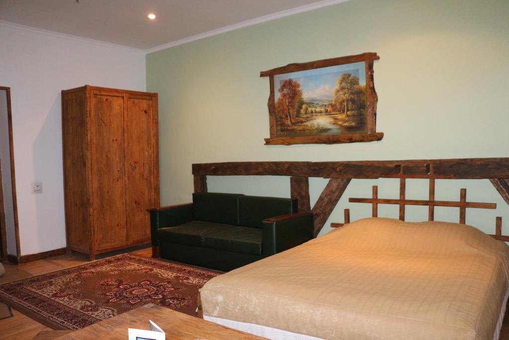Eco Grill Hotel Restaurant Aquarius Lviv Room photo